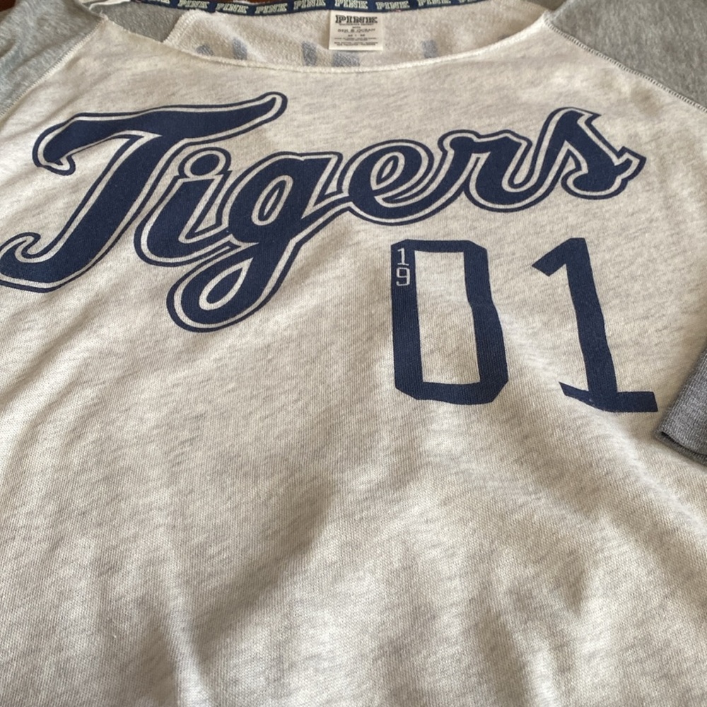 Detroit Tigers PINK Victoria's Secret 3/4 sleeve - Picture 3 of 4